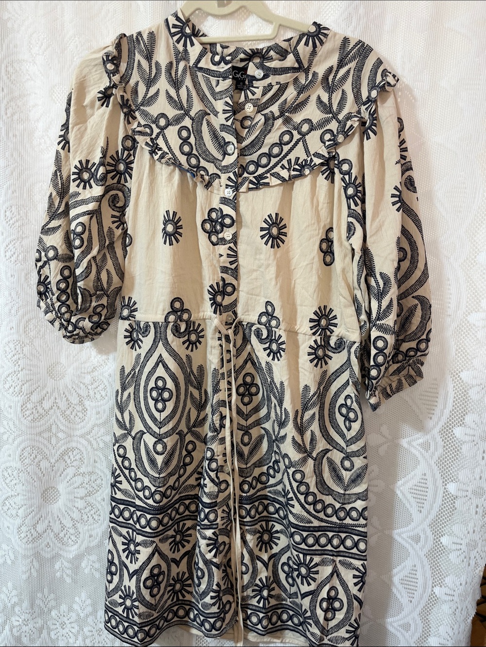 GiGio Cream Dress with Black Embroidered Folk Motif NWT S